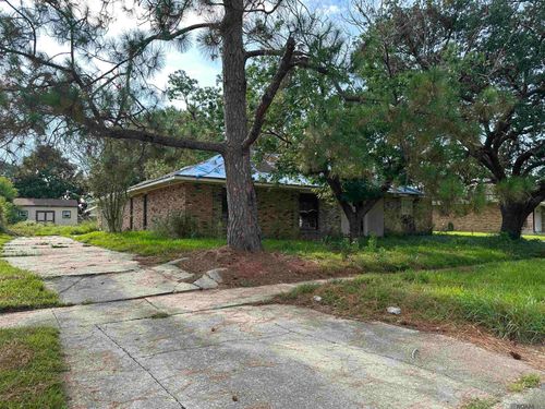4930 Shadeland Dr, Baton Rouge, LA, 70816-4732 | Card Image