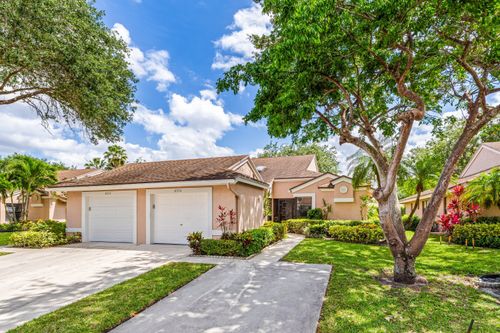 8356 Sunmeadow Ln, Boca Raton, FL, 33496-5171 | Card Image