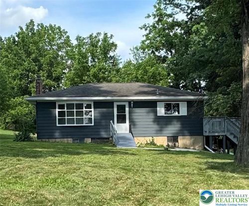 84 Moorestown Drive, Bath Boro, PA, 18014 | Card Image