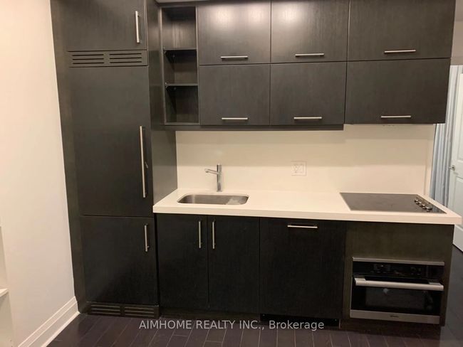 2008 - 1080 Bay St, Condo with 1 bedrooms, 1 bathrooms and null parking in Toronto ON | Image 5