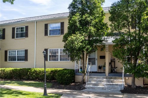 109 Raleigh Ct, Pittsburgh, PA, 15237-2533 | Card Image