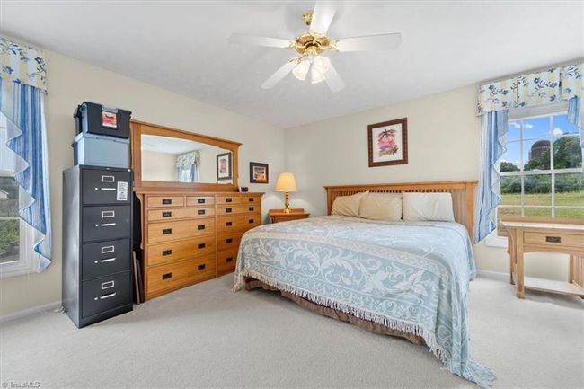 Primary Bedroom | Image 15