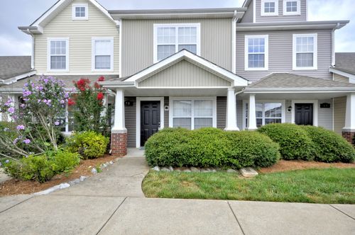 70 John Sevier Ave, Clarksville, TN, 37040-5146 | Card Image