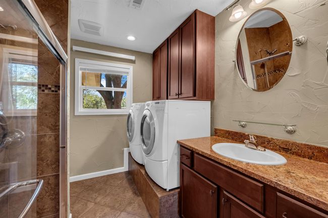 210 W Heron Dr, House other with 3 bedrooms, 2 bathrooms and null parking in Highland Haven TX | Image 21