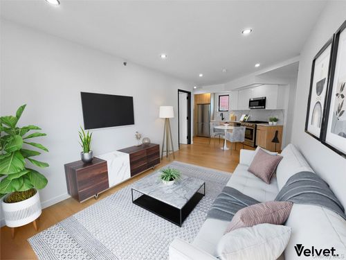 5c-11617 Grosvenor Lane, New York, NY, 11418 | Card Image