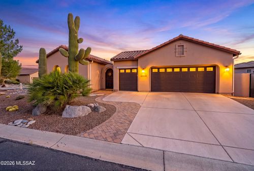 31739 S Misty Basin Rd, Oracle, AZ, 85623-7301 | Card Image