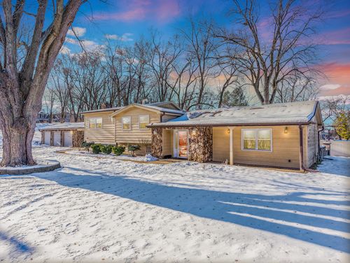 25216 River Rd, Lake Barrington, IL, 60010-1576 | Card Image