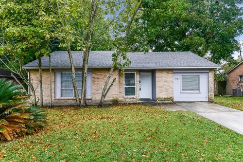 5721 Melanite Ave, Houston, TX, 77053-3032 | Card Image