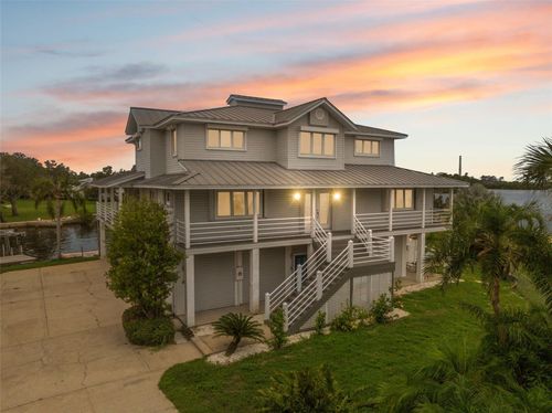 1906 Gulfview Dr, HOLIDAY, FL, 34691-9722 | Card Image