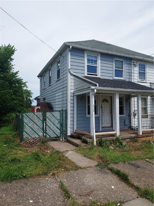 932 Vankirk St, Clairton, PA, 15025-1343 | Card Image