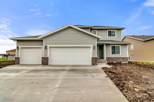 3515 18th St S, Moorhead, MN, 56560-7058 | Card Image