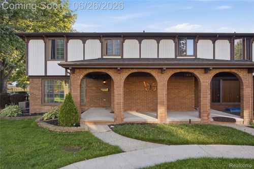 11606 Meadow Lane Dr, Warren, MI, 48093-1220 | Card Image
