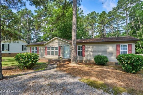 130 Pine Valley Ln, West End, NC, 27376-8000 | Card Image