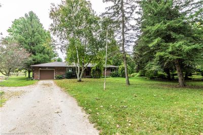 2532 Reid Side Rd, House other with 3 bedrooms, 1 bathrooms and 7 parking in Milton ON | Image 2