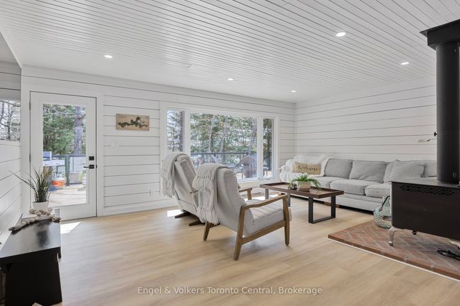 2481 Falkenburg Rd, House other with 3 bedrooms, 1 bathrooms and 6 parking in Port Carling ON | Image 14