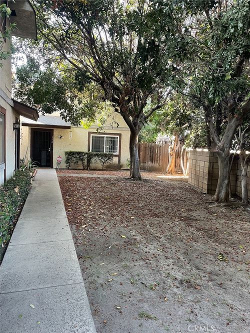 11-154 Fairview St, Santa Ana, CA, 92704 | Card Image
