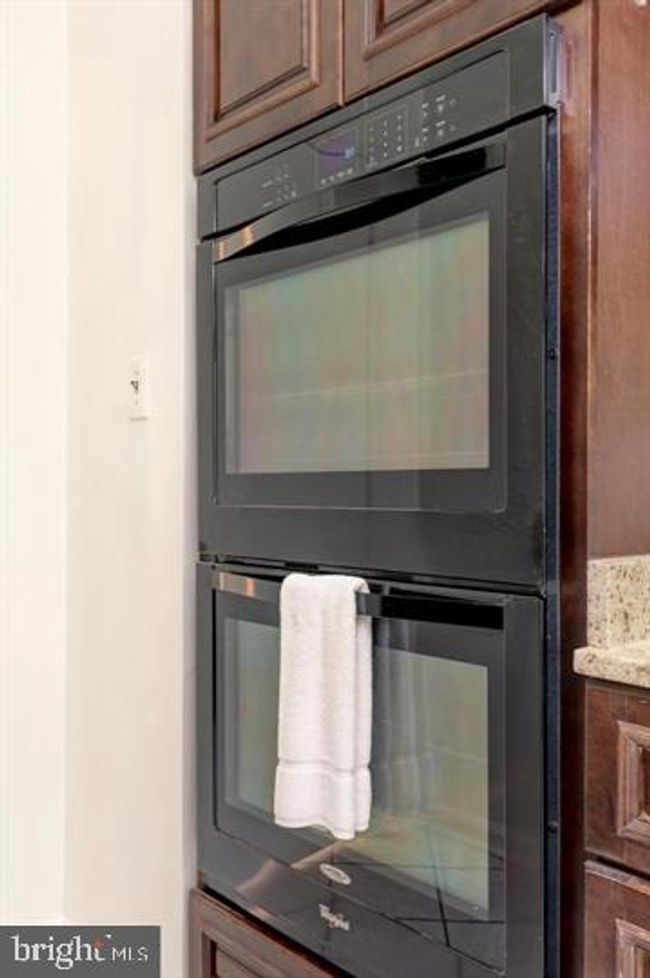 6667 Mclean Dr, Townhouse with 3 bedrooms, 4 bathrooms and null parking in Mclean VA | Image 10