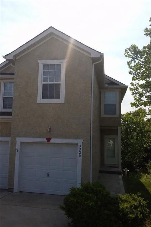 3320 N 103rd Pl, Kansas City, KS, 66109-8612 | Card Image