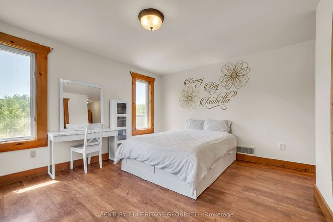 1258 Shannon Rd, House other with 4 bedrooms, 3 bathrooms and 25 parking in Plainfield ON | Image 8