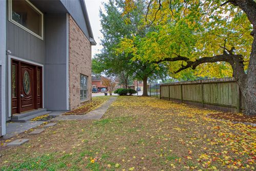 4426 Trace Mill Ct, Houston, TX, 77066-4020 | Card Image