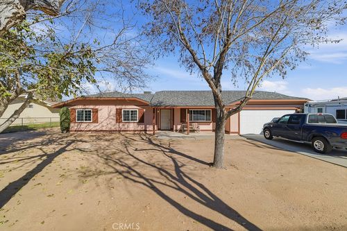 18502 Danbury Avenue, Hesperia, CA, 92345 | Card Image