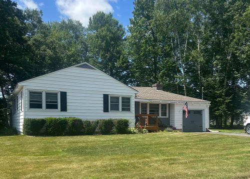 92 Ohio Street, Millinocket, ME, 04462 | Card Image