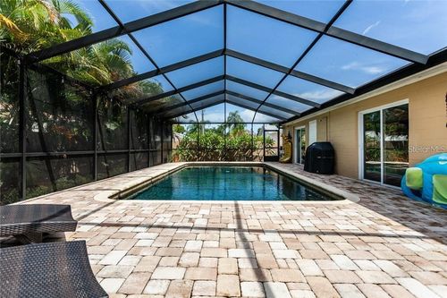 5820 Denver St Ne, ST PETERSBURG, FL, 33703-1847 | Card Image