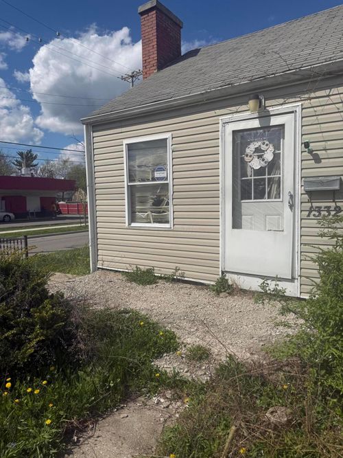 3441 Eisenhower Road, Columbus, OH, 43224 | Card Image