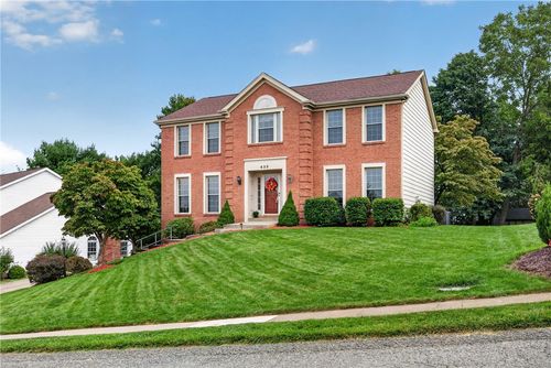 835 Boulder Dr, Bethel Park, PA, 15102-1068 | Card Image