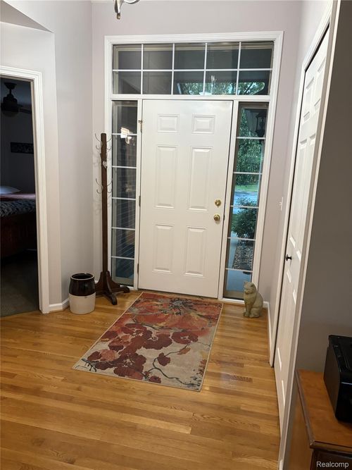 11081 Coventry Ct, Taylor, MI, 48180-7543 | Card Image