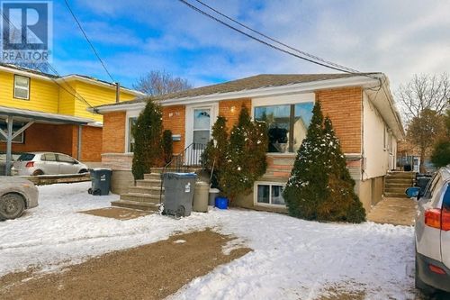 223 Bruce St, Thunder Bay, ON, P7A5W8 | Card Image