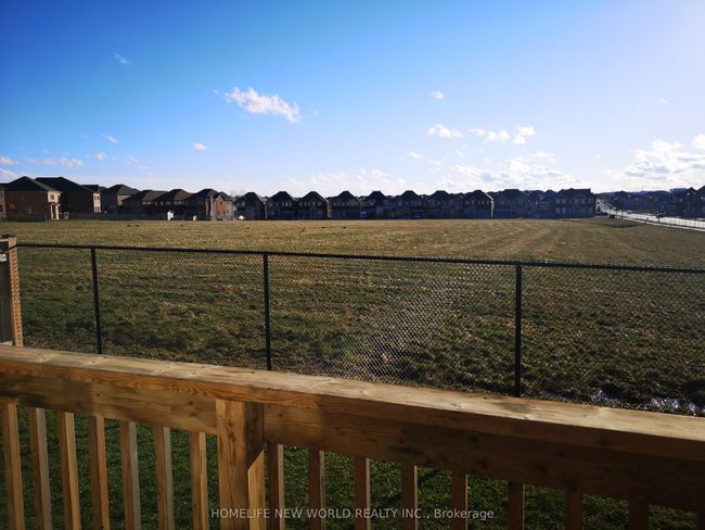 96B Roth St, House other with 3 bedrooms, 4 bathrooms and 1 parking in Aurora ON | Image 18