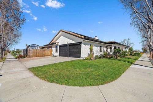1850 Highland Dr, Hollister, CA, 95023 | Card Image