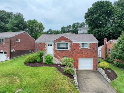 1352 Harris Ave, Pittsburgh, PA, 15205-3944 | Card Image