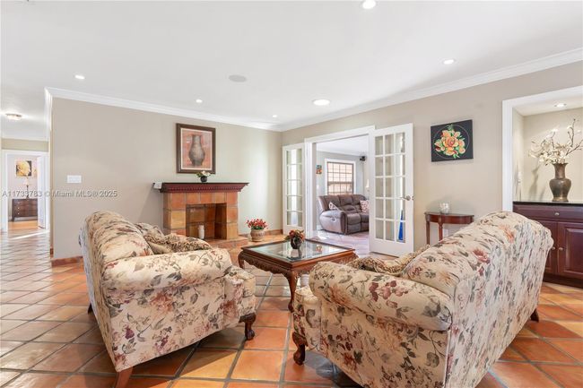 300 187 Th St, House other with 3 bedrooms, 2 bathrooms and null parking in Sunny Isles Beach FL | Image 13