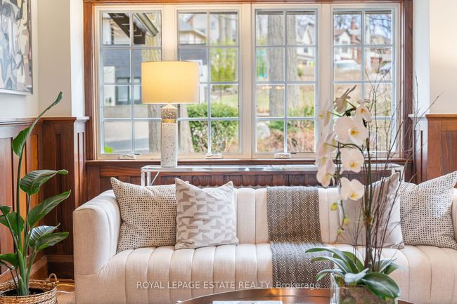 121 Pine Glen Rd, House other with 4 bedrooms, 3 bathrooms and 1 parking in Toronto ON | Image 34
