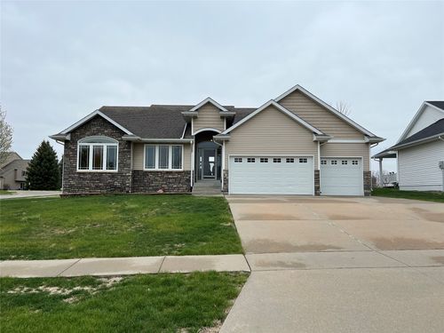619 W Pine Avenue, Norwalk, IA, 50211 | Card Image