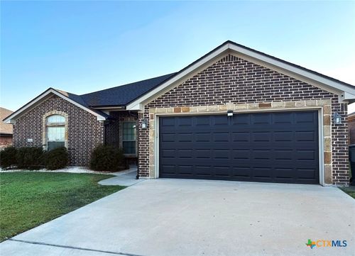 8401 Split Trail Cv, Temple, TX, 76502-7186 | Card Image