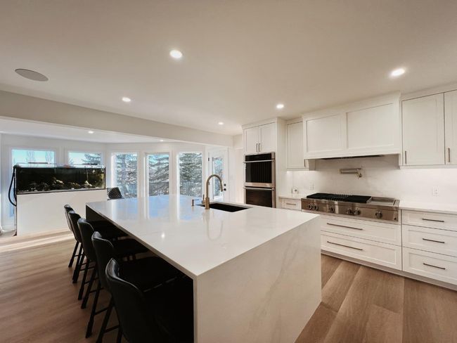 52 Patterson Cres Sw, House other with 5 bedrooms, 4 bathrooms and 4 parking in Calgary AB | Image 11