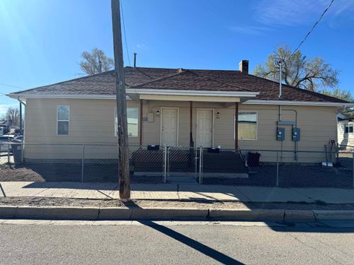 414 Cedar St, Rock Springs, WY, 82901-6233 | Card Image