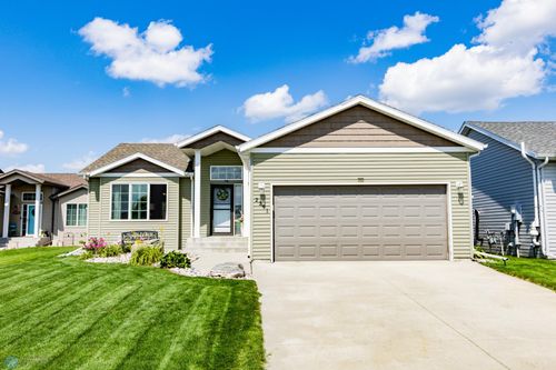 2291 67th Ave S, Fargo, ND, 58104-7433 | Card Image