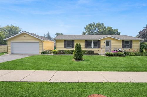 411 Highland Rd, Grayslake, IL, 60030-1283 | Card Image