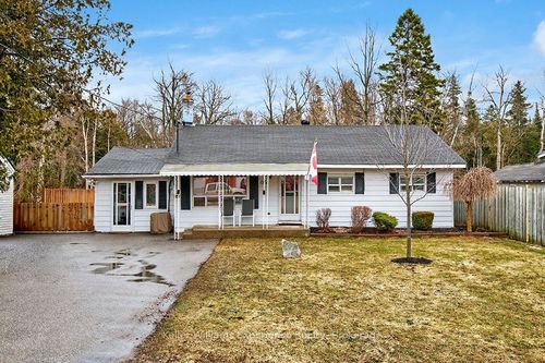 1031 Ferrier Avenue, Innisfil, ON, L0L1W0 | Card Image