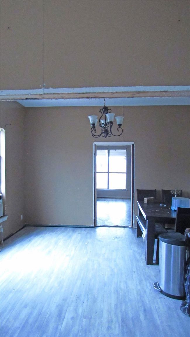 144 N Jeffus St, House other with 4 bedrooms, 1 bathrooms and 1 parking in Deport TX | Image 20