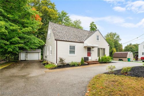 6950 Hopkins Rd, Mentor, OH, 44060-4431 | Card Image