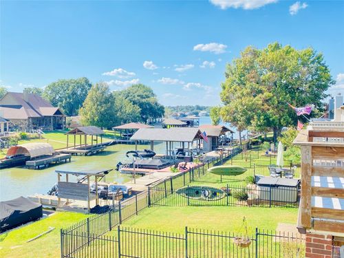 13217 Bluff View Dr, Willis, TX, 77318-5304 | Card Image