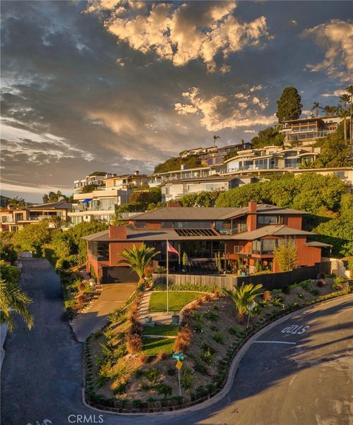 622 Mystic Way, Laguna Beach, CA, 92651-1925 | Card Image