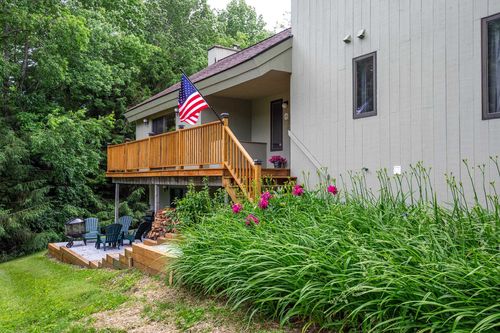 12 Stratton Ridge Road, Winhall, VT, 05340 | Card Image