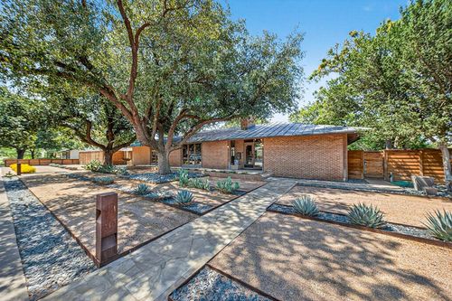 205 Club Dr, Midland, TX, 79701-3211 | Card Image