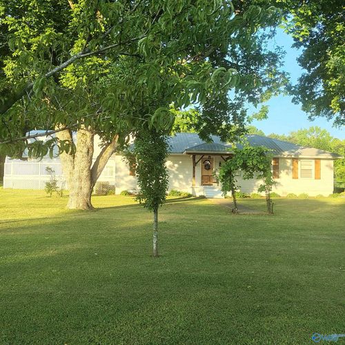 33 Irby Cir, Union Grove, AL, 35175-9274 | Card Image